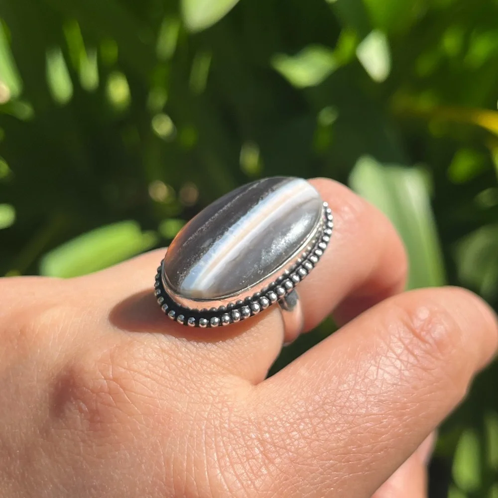 Size 7 925 silver‎ plated banded ohwyee opal ring